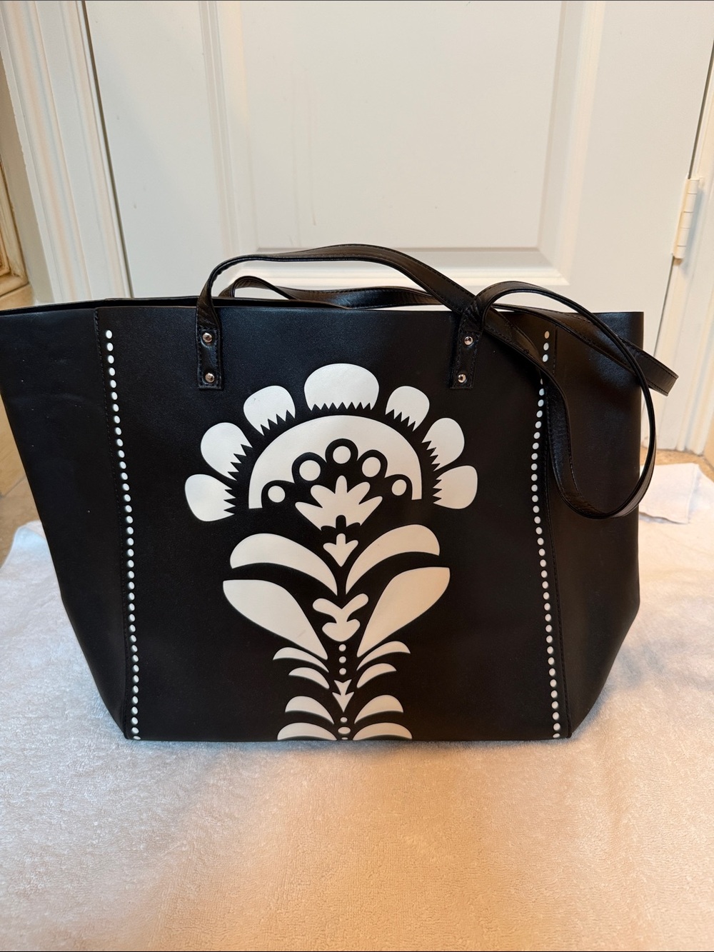 Vera Bradley Black and White Floral Tote Bag. Never Used